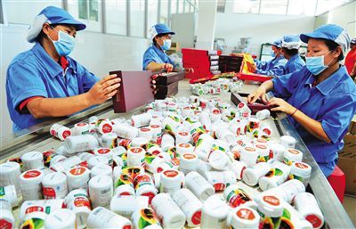 海南水果含著吃 裝卸服務(wù)背后的甜蜜細(xì)節(jié)